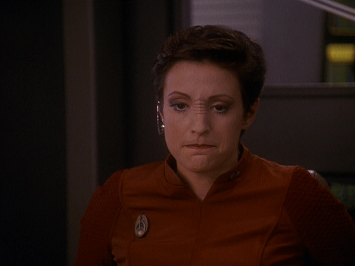 extant_StarTrek_DS9_5x11-TheDarknessAndTheLight_01438.jpg