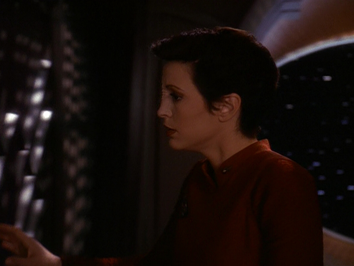 extant_StarTrek_DS9_5x11-TheDarknessAndTheLight_01530.jpg