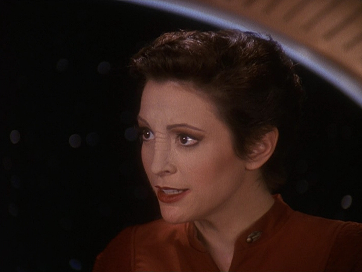 extant_StarTrek_DS9_5x11-TheDarknessAndTheLight_01694.jpg