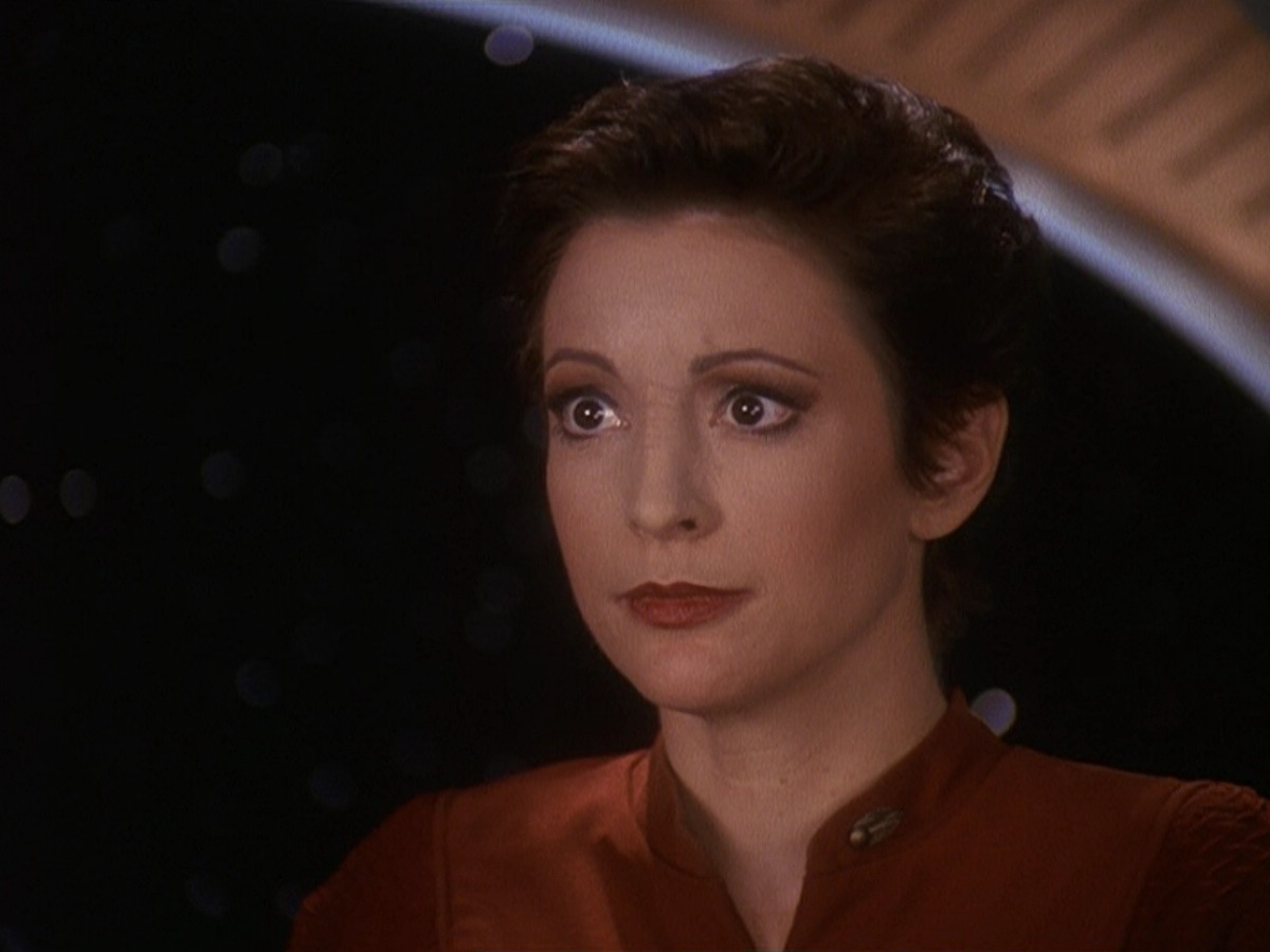 extant_StarTrek_DS9_5x11-TheDarknessAndTheLight_01719.jpg