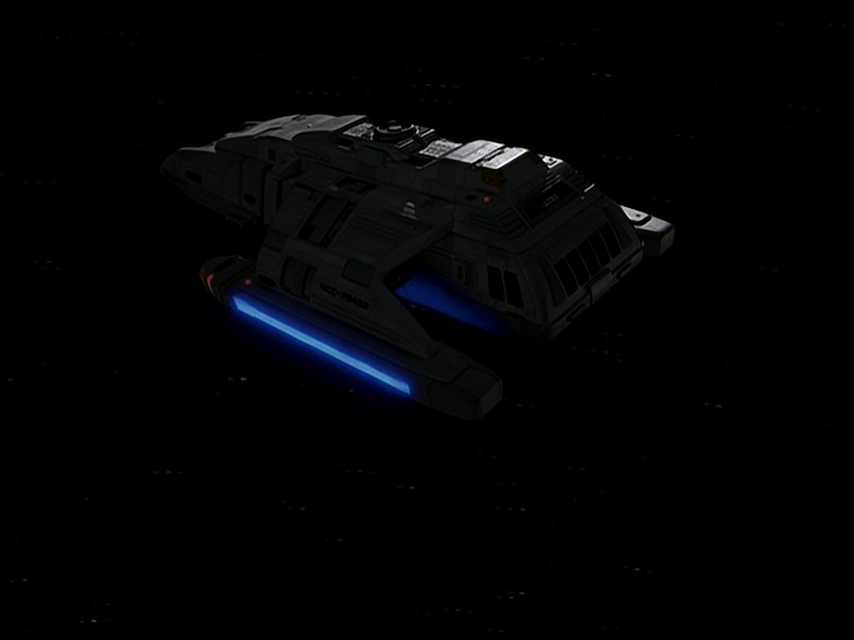 extant_StarTrek_DS9_5x11-TheDarknessAndTheLight_02855.jpg