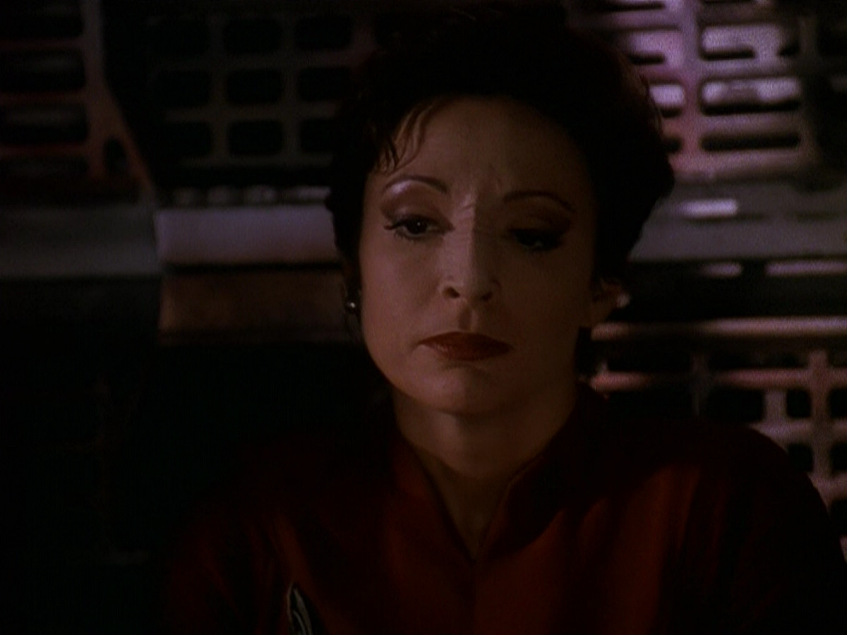 extant_StarTrek_DS9_5x11-TheDarknessAndTheLight_03730.jpg