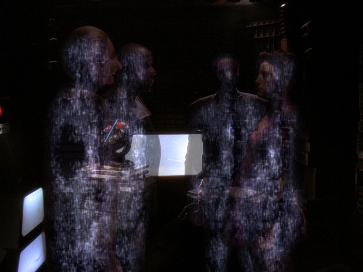 extant_StarTrek_DS9_5x11-TheDarknessAndTheLight_03754.jpg