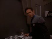 extant_StarTrek_DS9_5x11-TheDarknessAndTheLight_00137.jpg