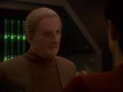 extant_StarTrek_DS9_5x11-TheDarknessAndTheLight_00524.jpg