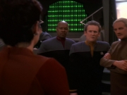 extant_StarTrek_DS9_5x11-TheDarknessAndTheLight_00724.jpg