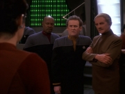 extant_StarTrek_DS9_5x11-TheDarknessAndTheLight_00729.jpg