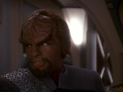 extant_StarTrek_DS9_5x11-TheDarknessAndTheLight_00870.jpg