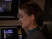 extant_StarTrek_DS9_5x11-TheDarknessAndTheLight_00902.jpg