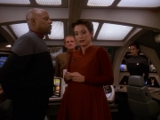 Filename=extant_StarTrek_DS9_5x11-TheDarknessAndTheLight_01158.jpg
Filesize=184KiB
Dimensions=1200x900
Date added=Dec 13, 2019 extant_StarTrek_DS9_5x11-TheDarknessAndTheLight_01158.jpg