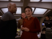 Filename=extant_StarTrek_DS9_5x11-TheDarknessAndTheLight_01166.jpg
Filesize=172KiB
Dimensions=1200x900
Date added=Dec 13, 2019 extant_StarTrek_DS9_5x11-TheDarknessAndTheLight_01166.jpg