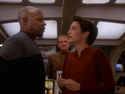 Filename=extant_StarTrek_DS9_5x11-TheDarknessAndTheLight_01174.jpg
Filesize=171KiB
Dimensions=1200x900
Date added=Dec 13, 2019 extant_StarTrek_DS9_5x11-TheDarknessAndTheLight_01174.jpg