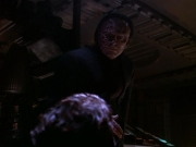 extant_StarTrek_DS9_5x11-TheDarknessAndTheLight_03331.jpg
