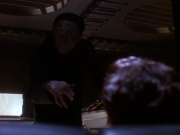 extant_StarTrek_DS9_5x11-TheDarknessAndTheLight_03361.jpg