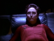 extant_StarTrek_DS9_5x11-TheDarknessAndTheLight_03365.jpg