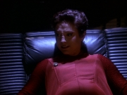 extant_StarTrek_DS9_5x11-TheDarknessAndTheLight_03454.jpg