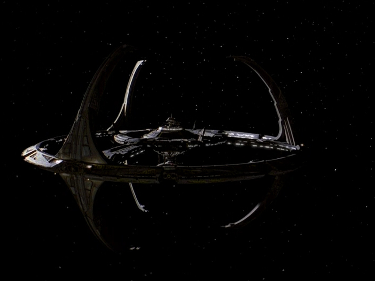 extant_StarTrek_DS9_5x12-TheBegotten_00002.jpg