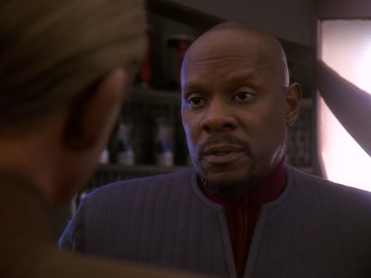 extant_StarTrek_DS9_5x12-TheBegotten_00509.jpg