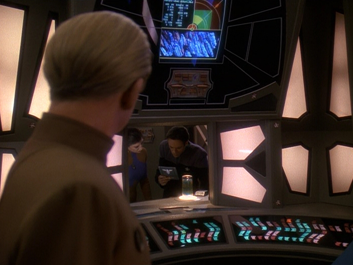 extant_StarTrek_DS9_5x12-TheBegotten_00580.jpg
