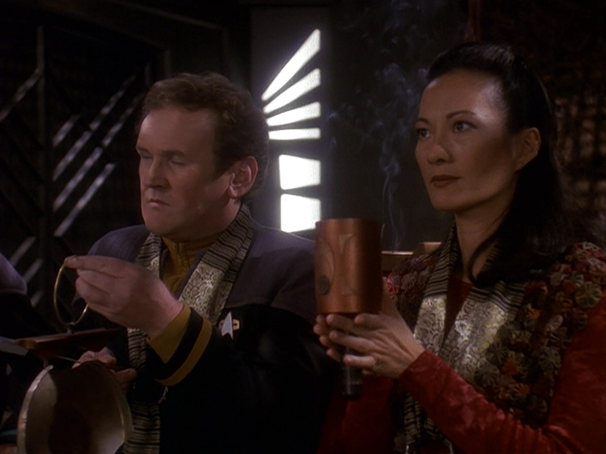 extant_StarTrek_DS9_5x12-TheBegotten_00835.jpg