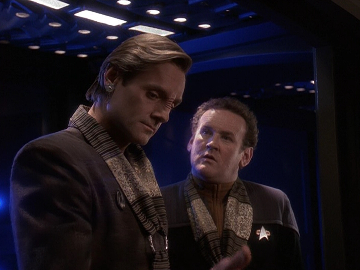 extant_StarTrek_DS9_5x12-TheBegotten_03291.jpg