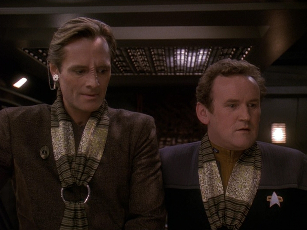 extant_StarTrek_DS9_5x12-TheBegotten_03323.jpg