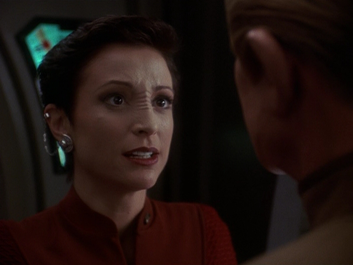 extant_StarTrek_DS9_5x12-TheBegotten_03730.jpg