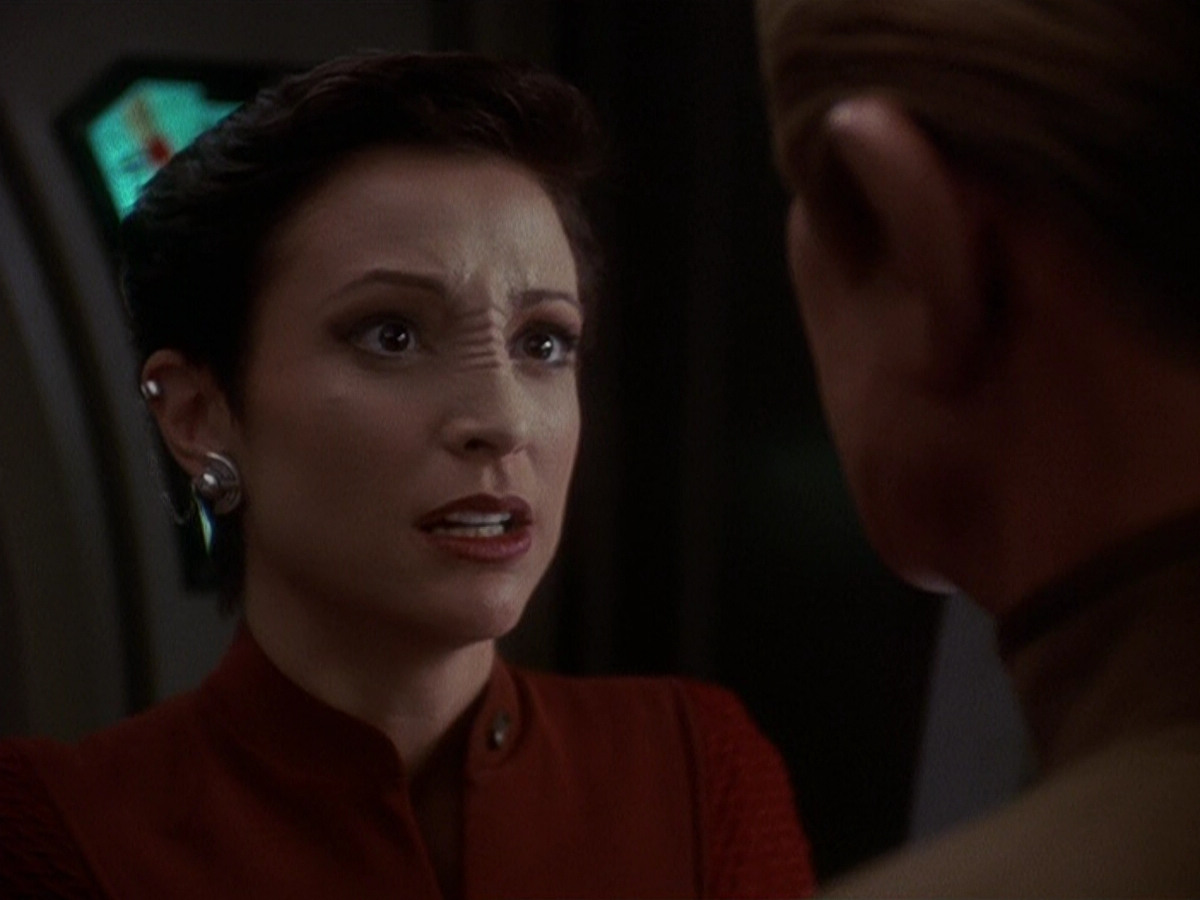 extant_StarTrek_DS9_5x12-TheBegotten_03732.jpg