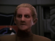 extant_StarTrek_DS9_5x12-TheBegotten_00070.jpg