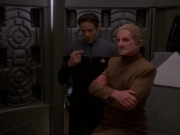 extant_StarTrek_DS9_5x12-TheBegotten_00073.jpg