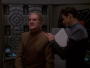 extant_StarTrek_DS9_5x12-TheBegotten_00098.jpg