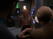 extant_StarTrek_DS9_5x12-TheBegotten_00104.jpg