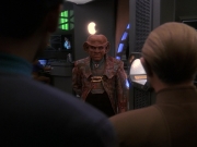extant_StarTrek_DS9_5x12-TheBegotten_00105.jpg