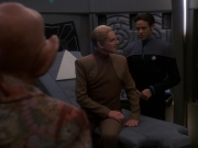 extant_StarTrek_DS9_5x12-TheBegotten_00115.jpg