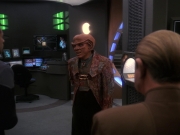 extant_StarTrek_DS9_5x12-TheBegotten_00122.jpg