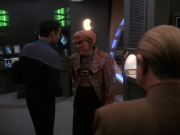 extant_StarTrek_DS9_5x12-TheBegotten_00124.jpg