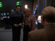 extant_StarTrek_DS9_5x12-TheBegotten_00130.jpg