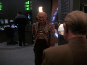 extant_StarTrek_DS9_5x12-TheBegotten_00137.jpg
