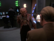 extant_StarTrek_DS9_5x12-TheBegotten_00138.jpg