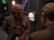 extant_StarTrek_DS9_5x12-TheBegotten_00144.jpg