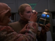 Filename=extant_StarTrek_DS9_5x12-TheBegotten_00202.jpg
Filesize=156KiB
Dimensions=1200x900
Date added=Dec 14, 2019 extant_StarTrek_DS9_5x12-TheBegotten_00202.jpg