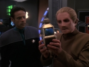Filename=extant_StarTrek_DS9_5x12-TheBegotten_00219.jpg
Filesize=161KiB
Dimensions=1200x900
Date added=Dec 14, 2019 extant_StarTrek_DS9_5x12-TheBegotten_00219.jpg