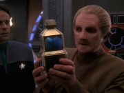 Filename=extant_StarTrek_DS9_5x12-TheBegotten_00243.jpg
Filesize=168KiB
Dimensions=1200x900
Date added=Dec 14, 2019 extant_StarTrek_DS9_5x12-TheBegotten_00243.jpg