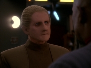 extant_StarTrek_DS9_5x12-TheBegotten_00478.jpg
