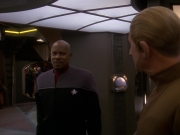 Filename=extant_StarTrek_DS9_5x12-TheBegotten_00564.jpg
Filesize=160KiB
Dimensions=1200x900
Date added=Dec 14, 2019 extant_StarTrek_DS9_5x12-TheBegotten_00564.jpg