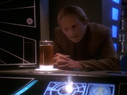 Filename=extant_StarTrek_DS9_5x12-TheBegotten_00670.jpg
Filesize=181KiB
Dimensions=1200x900
Date added=Dec 14, 2019 extant_StarTrek_DS9_5x12-TheBegotten_00670.jpg