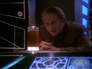 Filename=extant_StarTrek_DS9_5x12-TheBegotten_00683.jpg
Filesize=175KiB
Dimensions=1200x900
Date added=Dec 14, 2019 extant_StarTrek_DS9_5x12-TheBegotten_00683.jpg