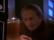 Filename=extant_StarTrek_DS9_5x12-TheBegotten_00732.jpg
Filesize=147KiB
Dimensions=1200x900
Date added=Dec 14, 2019 extant_StarTrek_DS9_5x12-TheBegotten_00732.jpg