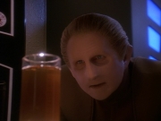 Filename=extant_StarTrek_DS9_5x12-TheBegotten_00750.jpg
Filesize=134KiB
Dimensions=1200x900
Date added=Dec 14, 2019 extant_StarTrek_DS9_5x12-TheBegotten_00750.jpg