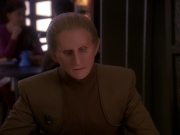 extant_StarTrek_DS9_5x12-TheBegotten_00982.jpg